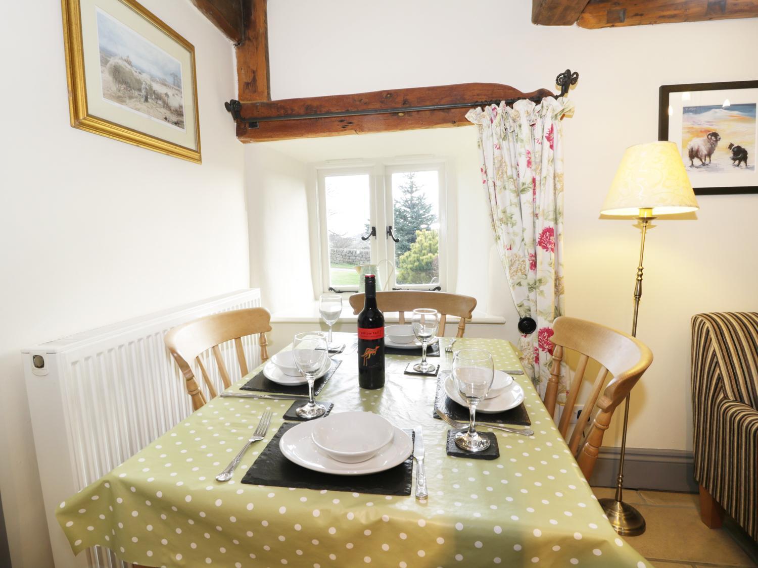 Honey Bee Cottage Скарбъро Екстериор снимка